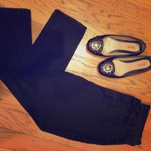 Skinny and Comfy Black Pants 🖤